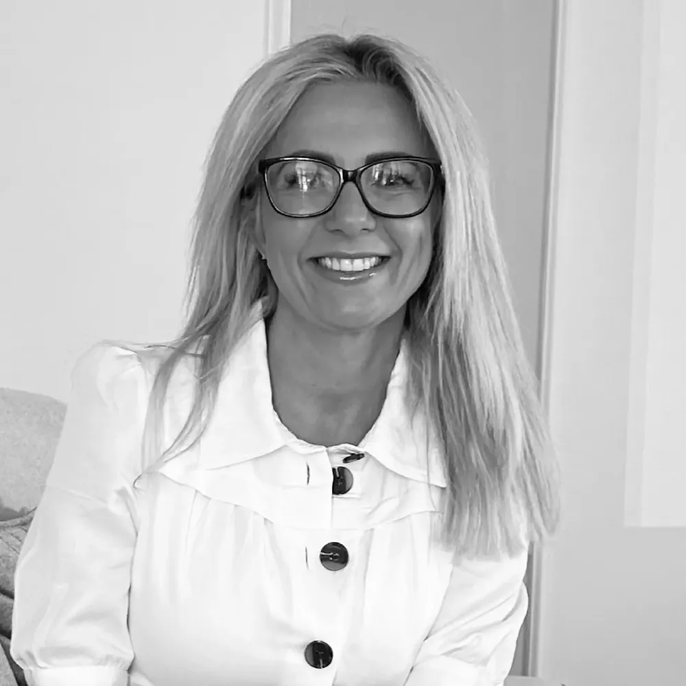 Nadine Lear